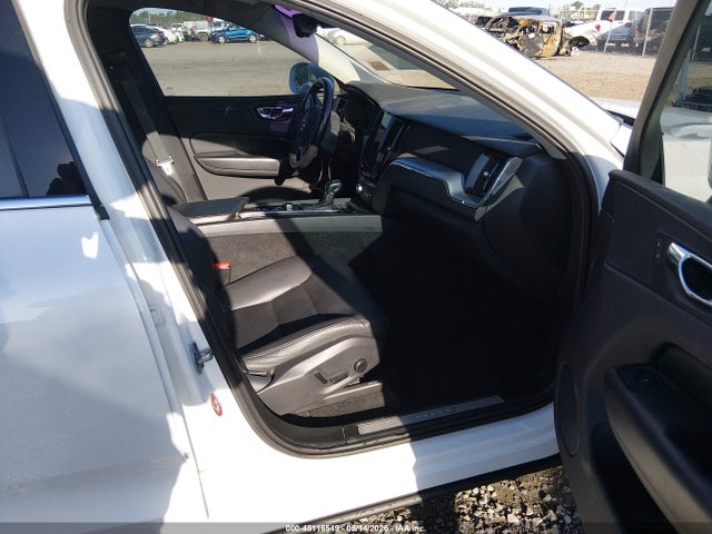 Aukcja sprzedaży 2019 Volvo Xc60 T5 Momentum, vin: LYV102DK1KB192336, numer aukcji: 45116549