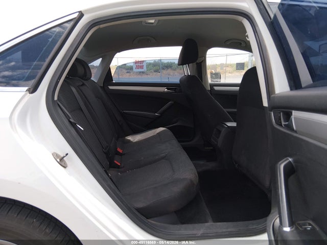 Aukcja sprzedaży 2016 Volkswagen Passat 1.8t S, vin: 1VWAS7A39GC062521, numer aukcji: 45116569