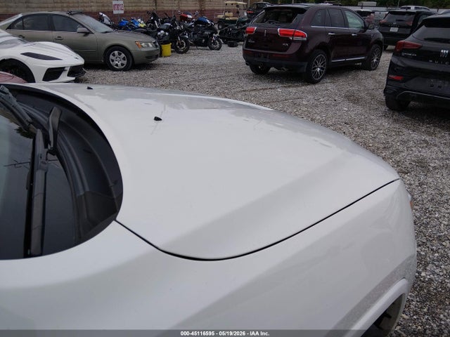 1C4RJFCM9GC325468 Jeep Grand Cherokee Overland