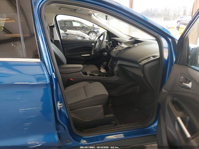 1FMCU9GD1HUE39528 Ford ESCAPE SE