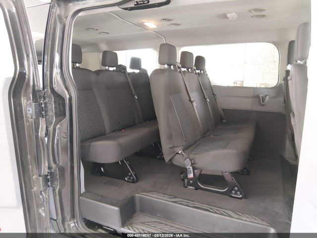 1FMZK1ZM9JKB52700 Ford Transit-150 Xl