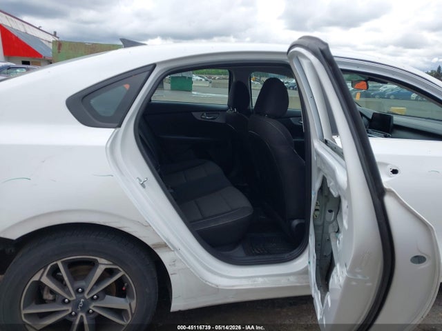KIA Forte Lxs 2023 3KPF24AD2PE653735 Image 8