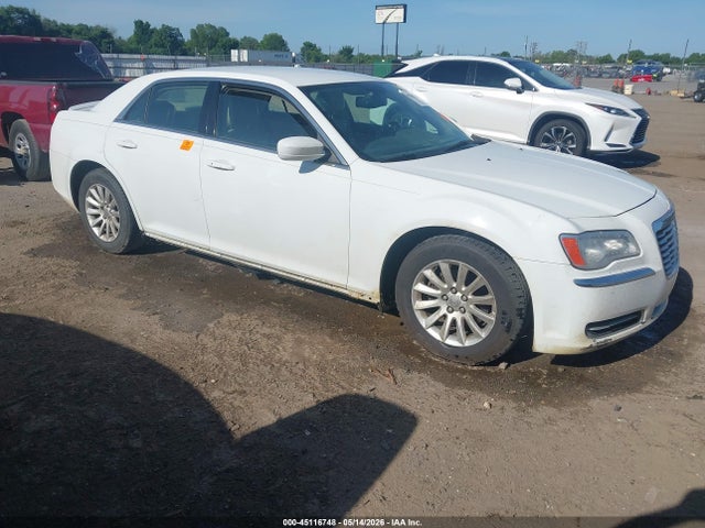 2014 Chrysler 300 მანქანა იყიდება აუქციონზე, vin: 2C3CCAAG3EH288643, აუქციონის ნომერი: 45116748