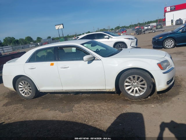 2014 Chrysler 300 მანქანა იყიდება აუქციონზე, vin: 2C3CCAAG3EH288643, აუქციონის ნომერი: 45116748
