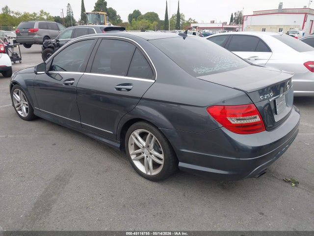 Aukcja sprzedaży 2013 Mercedes-benz C 250 Sport, vin: WDDGF4HB3DR249149, numer aukcji: 45116755