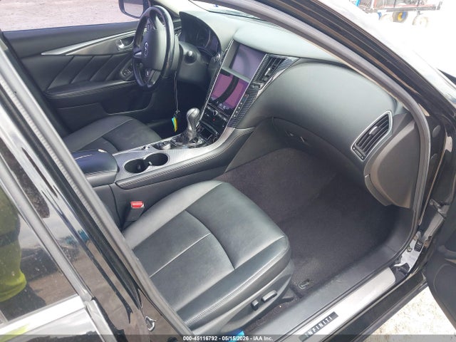 45116792 :رقم المزاد ، JN1BV7AP2FM337434 vin ، 2015 Infiniti Q50 Premium مزاد بيع