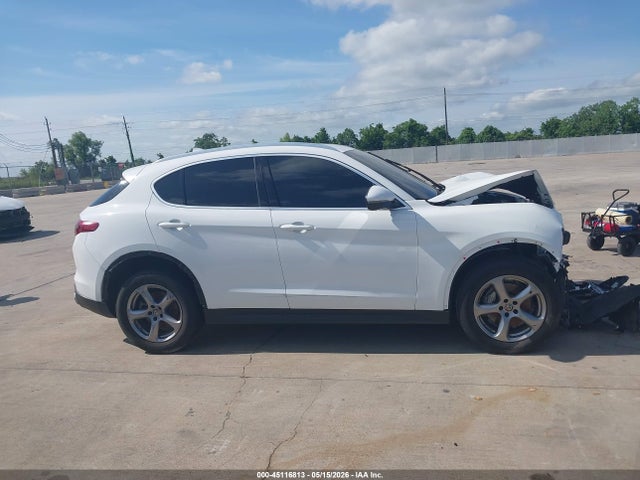 45116813 :رقم المزاد ، ZASPAKAN7M7D14699 vin ، 2021 Alfa Romeo Stelvio Awd مزاد بيع