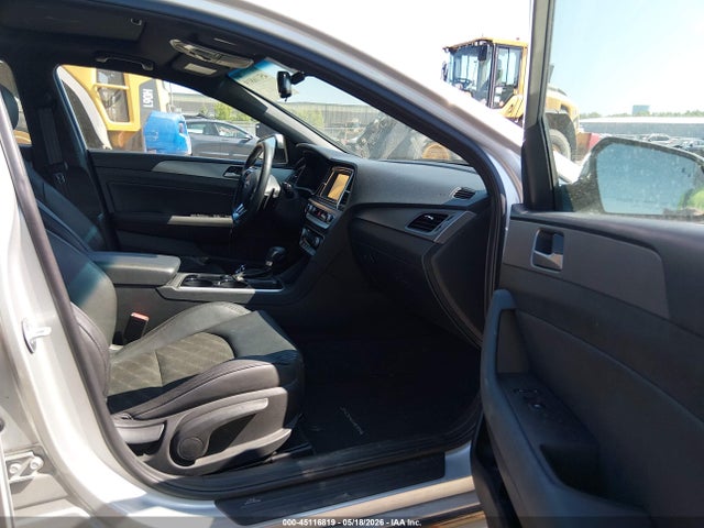 Продажа на аукционе авто 2018 Hyundai Sonata Sport, vin: 5NPE34AF7JH600185, номер лота: 45116819