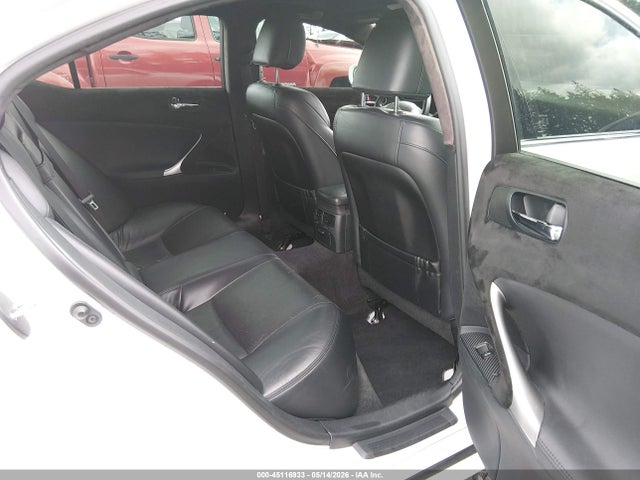 45116933 :رقم المزاد ، JTHBF5C27C5184070 vin ، 2012 Lexus Is 250 مزاد بيع