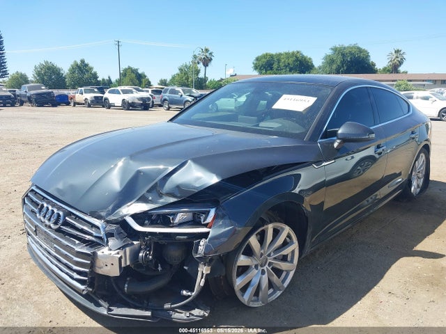 45116953 :رقم المزاد ، WAUCNCF52JA058042 vin ، 2018 Audi A5 2.0t Premium مزاد بيع
