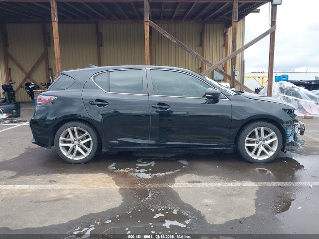 Lexus CT 200H 2015 JTHKD5BH7F2233205 Image 14