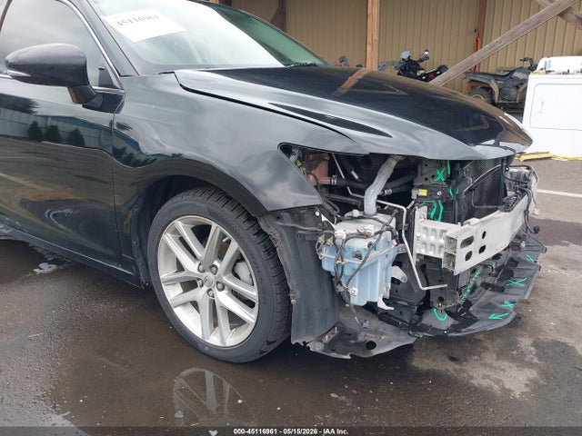 Lexus CT 200H 2015 JTHKD5BH7F2233205 Image 18