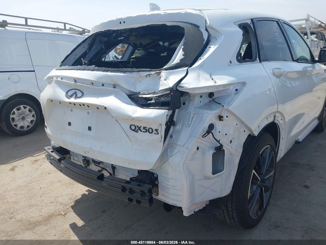45116984 :رقم المزاد ، 3PCAJ5FBXPF113926 vin ، 2023 Infiniti Qx50 Sport Awd مزاد بيع