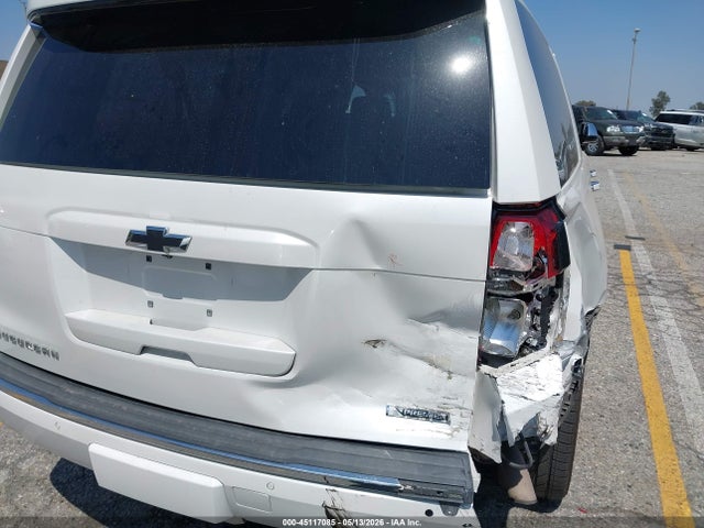 Chevrolet Suburban Premier 2018 1GNSCJKC1JR110217 Image 18