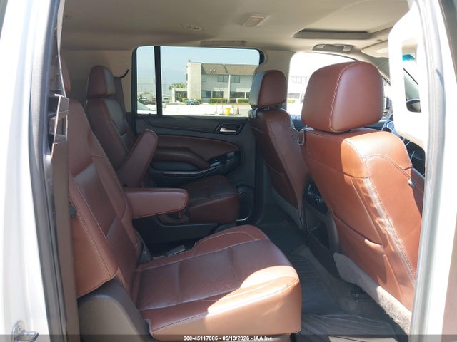 Chevrolet Suburban Premier 2018 1GNSCJKC1JR110217 Image 8