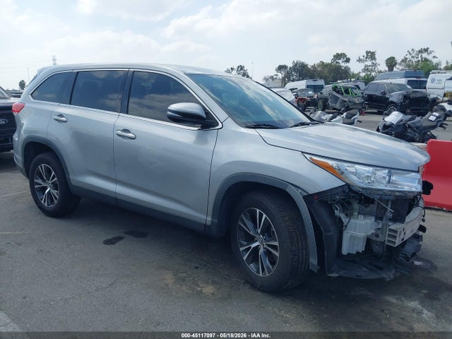 45117097 :رقم المزاد ، 5TDZARFH3KS053376 vin ، 2019 Toyota Highlander Le مزاد بيع