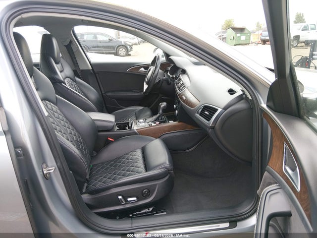 2016 Audi S6 4.0t Premium Plus მანქანა იყიდება აუქციონზე, vin: WAUH2AFC6GN052800, აუქციონის ნომერი: 45117103