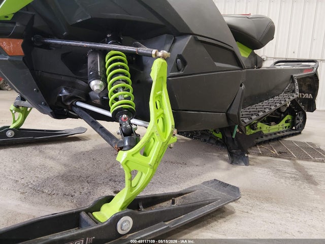 Продажа на аукционе авто 2025 Arctic Cat Zr R Xc 600, vin: 4UF1SRGD6ST101566, номер лота: 45117109