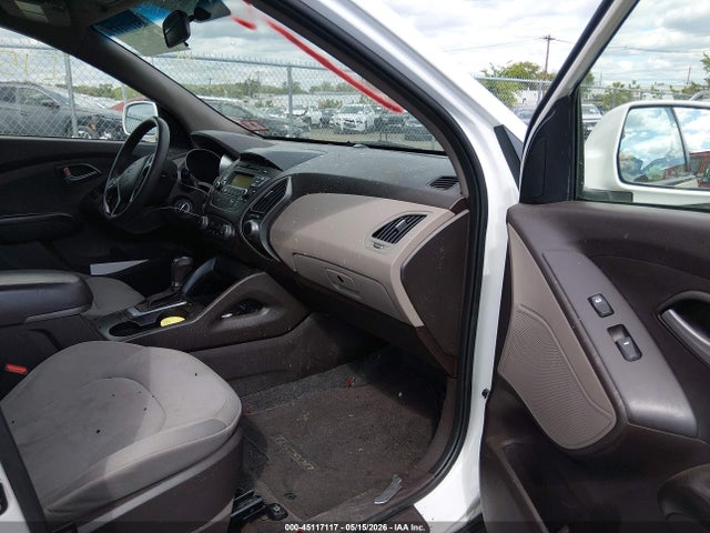 45117117 :رقم المزاد ، KM8JTCAF0FU991116 vin ، 2015 Hyundai Tucson Gls مزاد بيع