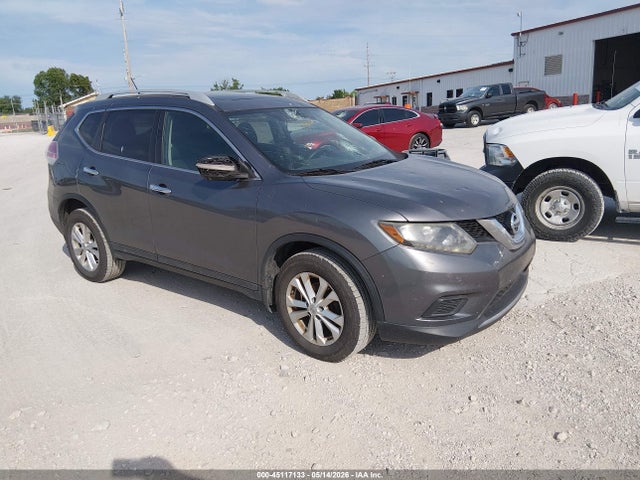 2015 Nissan Rogue Sv მანქანა იყიდება აუქციონზე, vin: 5N1AT2MV1FC843379, აუქციონის ნომერი: 45117133