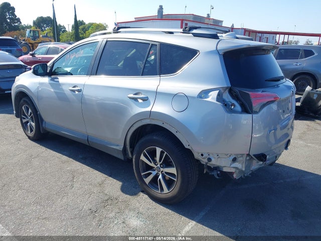 Toyota Rav4 Xle 2017 2T3WFREV1HW335096 Image 3