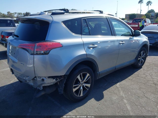Toyota Rav4 Xle 2017 2T3WFREV1HW335096 Image 4