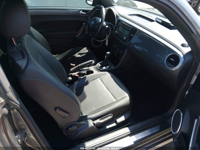 45117142 :رقم المزاد ، 3VWJP7AT0DM613897 vin ، 2013 Volkswagen Beetle 2.5l مزاد بيع