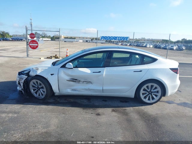 Продаж на аукціоні авто 2022 Tesla Model 3 Rear-wheel Drive, vin: 5YJ3E1EA8NF342875, номер лоту: 45117168