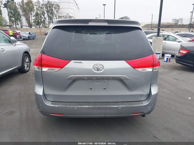 5TDYK3DC8ES516887 Toyota Sienna Xle V6 8 Passenger