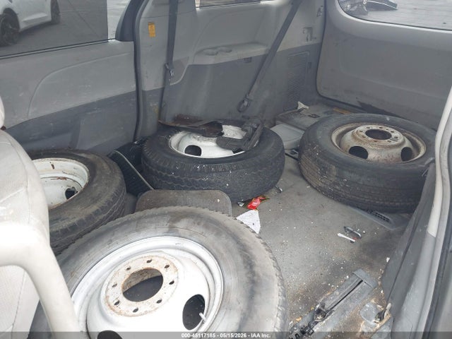 5TDYK3DC8ES516887 Toyota Sienna Xle V6 8 Passenger
