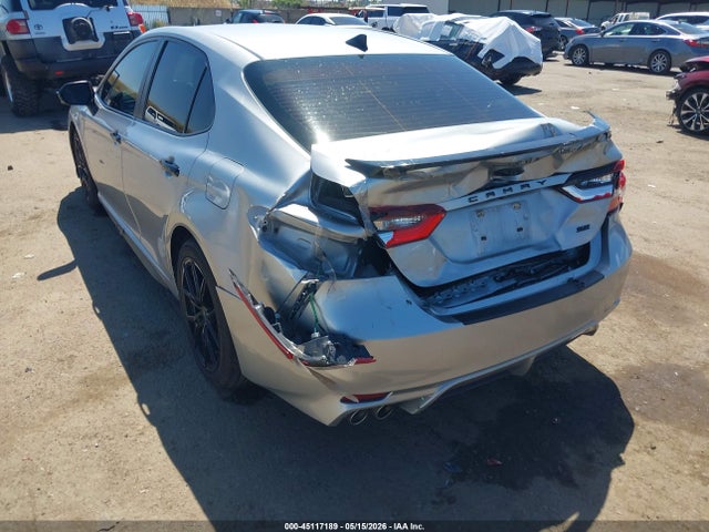 45117189 :رقم المزاد ، 4T1G31AK9NU036647 vin ، 2022 Toyota Camry Nightshade Edition Hybrid مزاد بيع