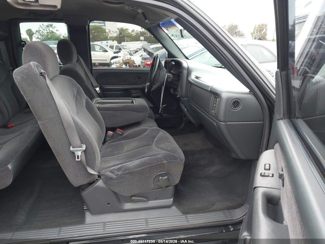45117234 :رقم المزاد ، 1GTEC19V1YZ246774 vin ، 2000 Gmc Sierra 1500 Sle مزاد بيع