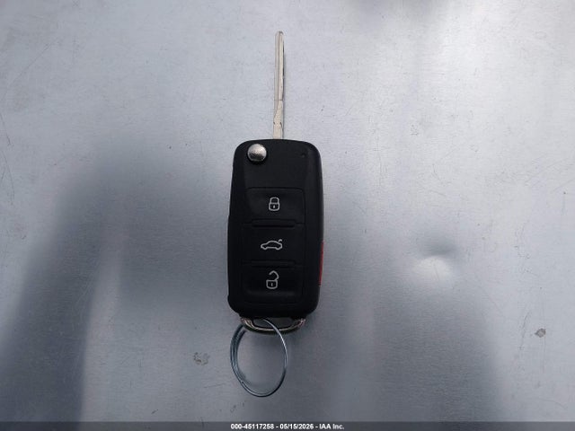 WVGBV7AX2GW583494 Volkswagen TIGUAN S
