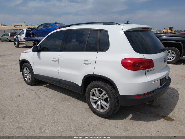WVGBV7AX2GW583494 Volkswagen TIGUAN S