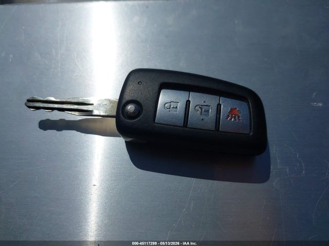2017 Nissan Rogue S მანქანა იყიდება აუქციონზე, vin: KNMAT2MTXHP566889, აუქციონის ნომერი: 45117299