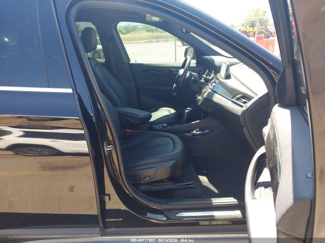WBXHT3C3XGP884857 BMW X1 Xdrive28i