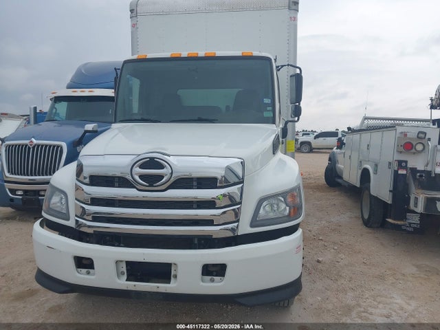 45117322 :رقم المزاد ، 5PVNJ7AV0P5T54314 vin ، 2023 Hino Hino L6 مزاد بيع