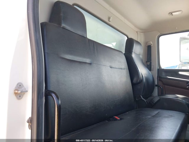 45117322 :رقم المزاد ، 5PVNJ7AV0P5T54314 vin ، 2023 Hino Hino L6 مزاد بيع