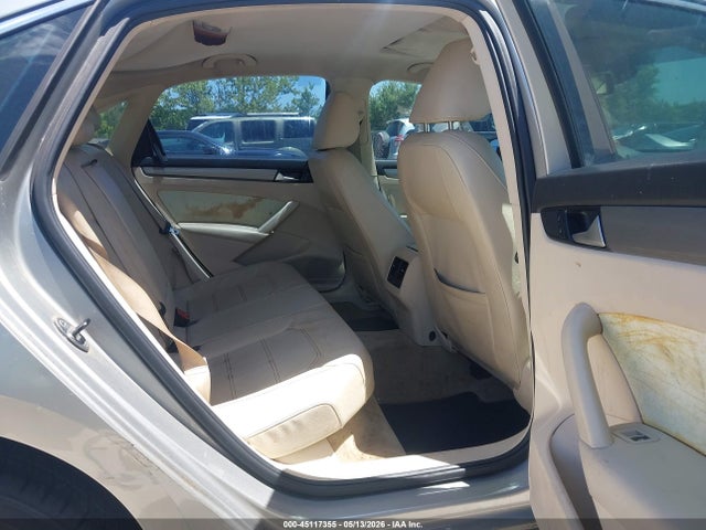 2014 Volkswagen Passat 2.0l Tdi Se მანქანა იყიდება აუქციონზე, vin: 1VWBN7A35EC095945, აუქციონის ნომერი: 45117355