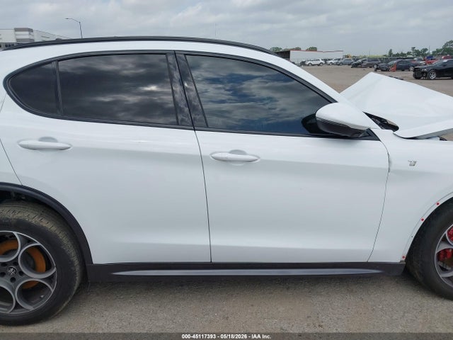 2022 Alfa Romeo Stelvio Ti Awd მანქანა იყიდება აუქციონზე, vin: ZASPAKBN7N7D39120, აუქციონის ნომერი: 45117393