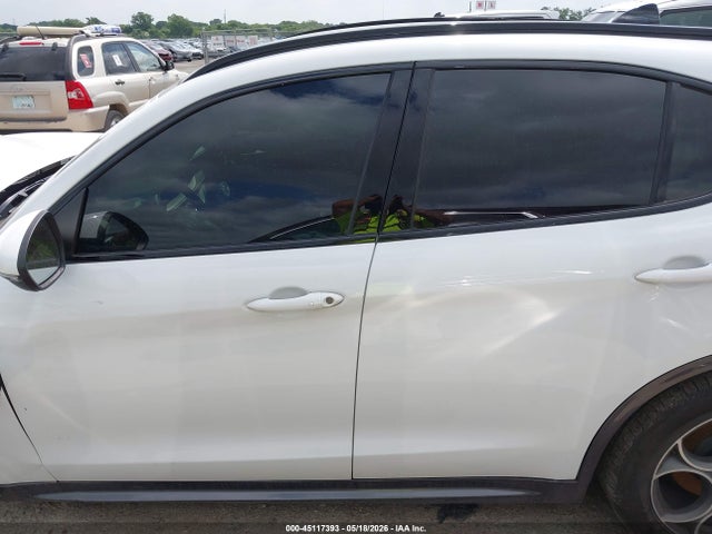 2022 Alfa Romeo Stelvio Ti Awd მანქანა იყიდება აუქციონზე, vin: ZASPAKBN7N7D39120, აუქციონის ნომერი: 45117393