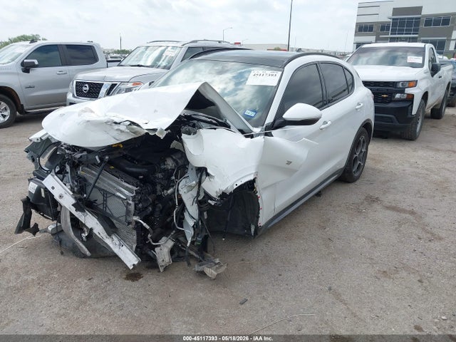 2022 Alfa Romeo Stelvio Ti Awd მანქანა იყიდება აუქციონზე, vin: ZASPAKBN7N7D39120, აუქციონის ნომერი: 45117393