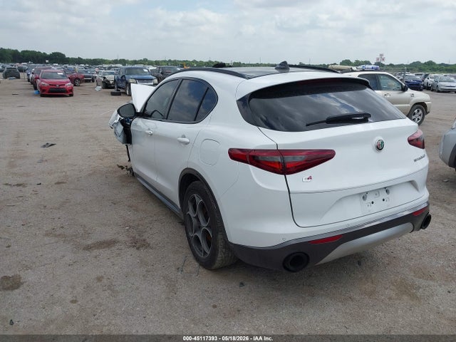 2022 Alfa Romeo Stelvio Ti Awd მანქანა იყიდება აუქციონზე, vin: ZASPAKBN7N7D39120, აუქციონის ნომერი: 45117393