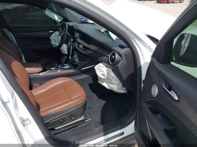 2022 Alfa Romeo Stelvio Ti Awd მანქანა იყიდება აუქციონზე, vin: ZASPAKBN7N7D39120, აუქციონის ნომერი: 45117393