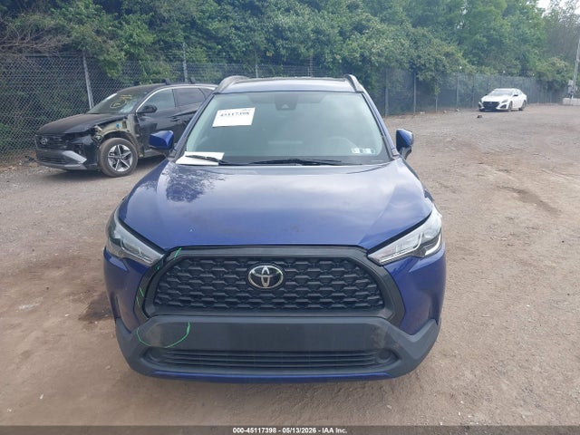 7MUCAABG6NV024503 Toyota Corolla Cross Le