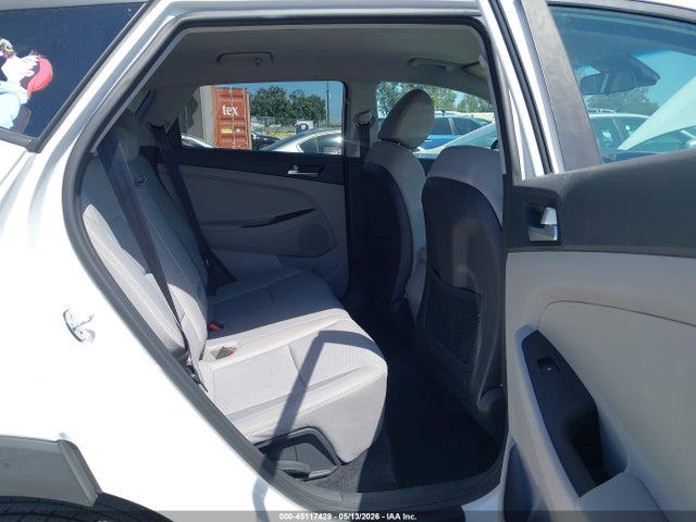 KM8J23A40LU093127 Hyundai TUCSON SE