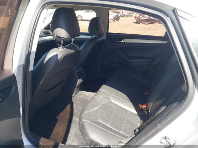 2013 Volkswagen Passat 2.5l Se მანქანა იყიდება აუქციონზე, vin: 1VWBP7A33DC040791, აუქციონის ნომერი: 45117432