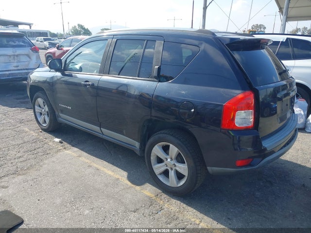 2011 Jeep Compass მანქანა იყიდება აუქციონზე, vin: 1J4NT1FA3BD171026, აუქციონის ნომერი: 45117434
