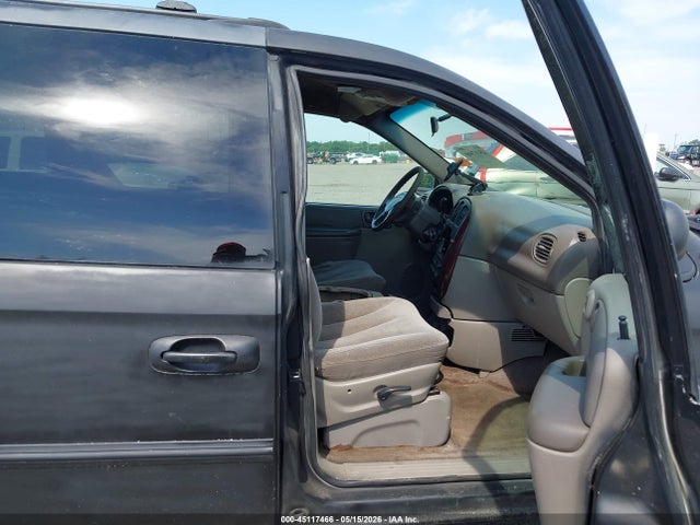 Aukcja sprzedaży 2003 Chrysler Town & Country, vin: 2C4GP24313R270245, numer aukcji: 45117466