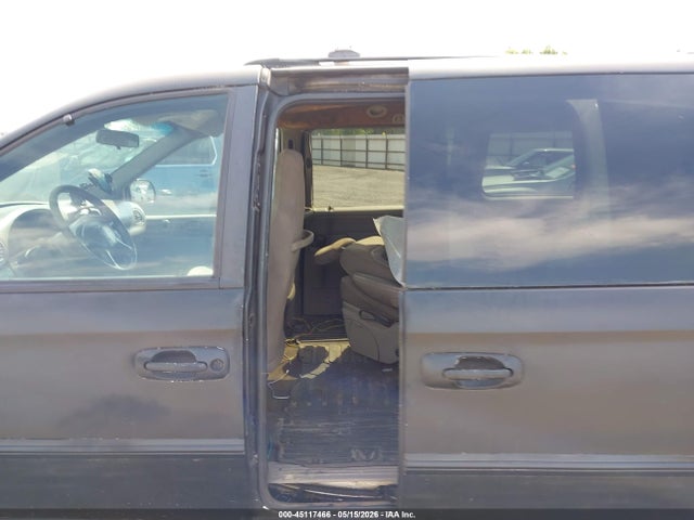 Aukcja sprzedaży 2003 Chrysler Town & Country, vin: 2C4GP24313R270245, numer aukcji: 45117466